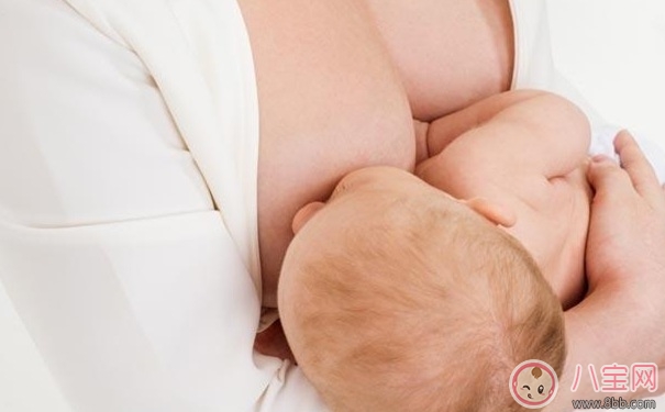 哺乳期可以喝减肥茶吗 哺乳期喝减肥茶对宝宝的危害 哺乳期可以喝减肥茶吗 哺乳期喝减肥茶对宝宝的危害