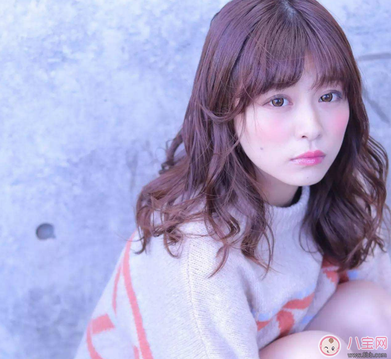 2018秋冬洋气棕色系发色有哪些 如何找到适合自己的秋冬发色 2018秋冬洋气棕色系发色有哪些 如何找到适合自己的秋冬发色