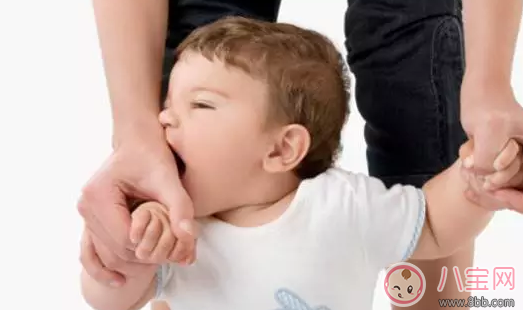 带孩子发表意见的人太多怎么办 带孩子的意见以妈妈为主 带孩子发表意见的人太多怎么办 带孩子的意见以妈妈为主