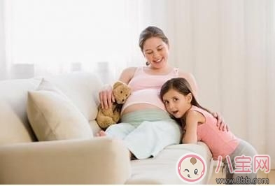 如何处理两个孩子的关系 两个孩子相差几岁最好 如何处理两个孩子的关系 两个孩子相差几岁最好